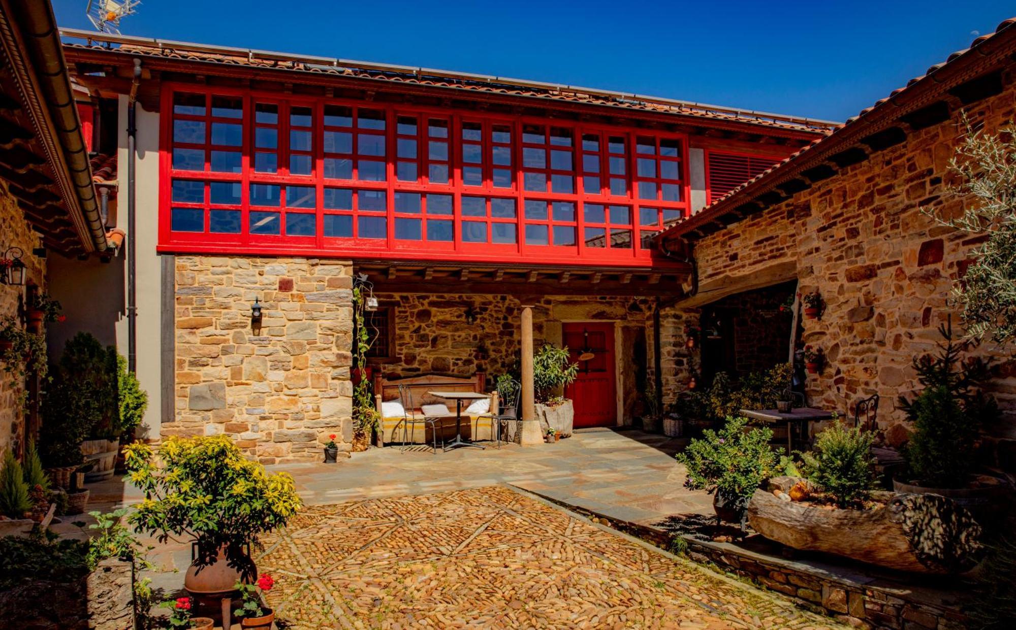 Via Avis Guest House Santa Catalina de Somoza Bagian luar foto