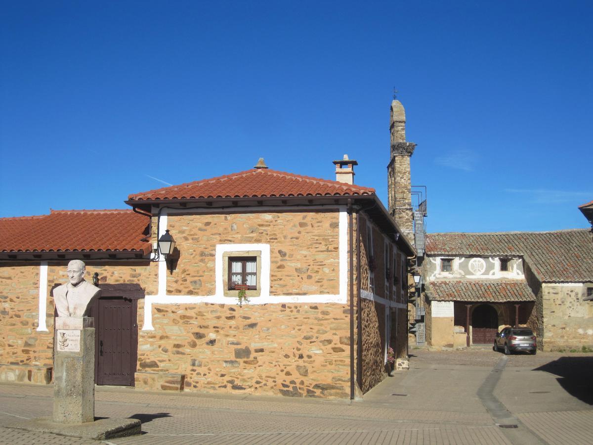 Via Avis Guest House Santa Catalina de Somoza Bagian luar foto