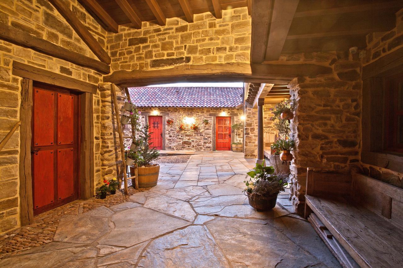 Via Avis Guest House Santa Catalina de Somoza Bagian luar foto